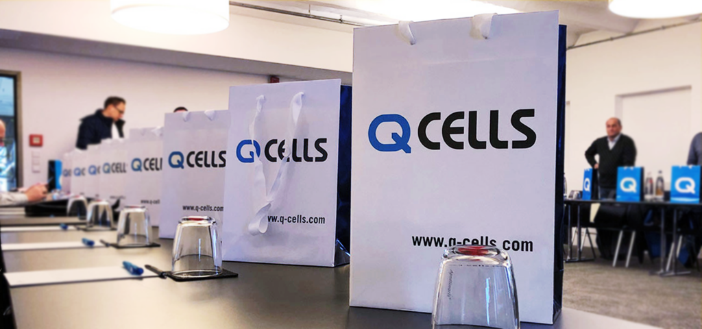 Qcells banners